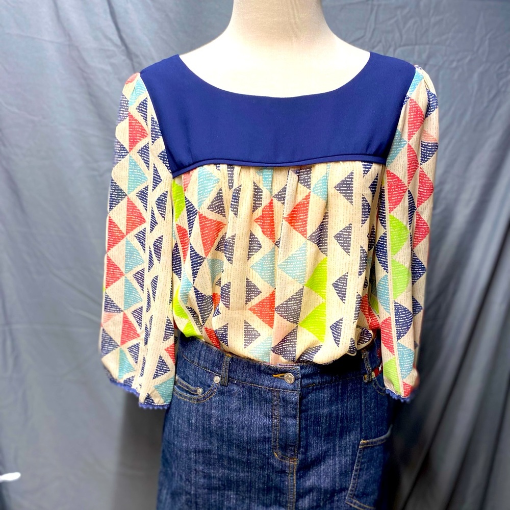 Umgee Versatile Abstract Triangle Semi-Sheer Baby… - image 2